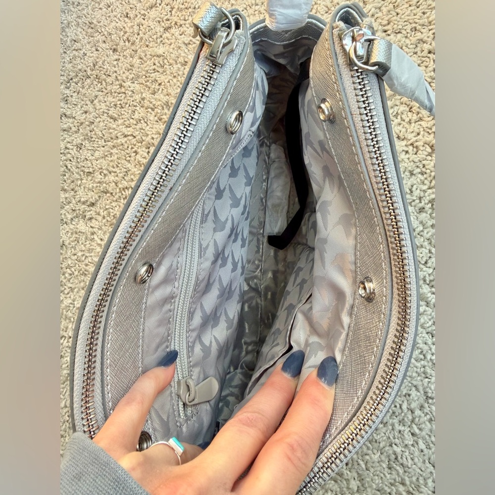 NEW Lo & Sons The Pearl Saffiano Crossbody *READ* - Picture 11 of 16